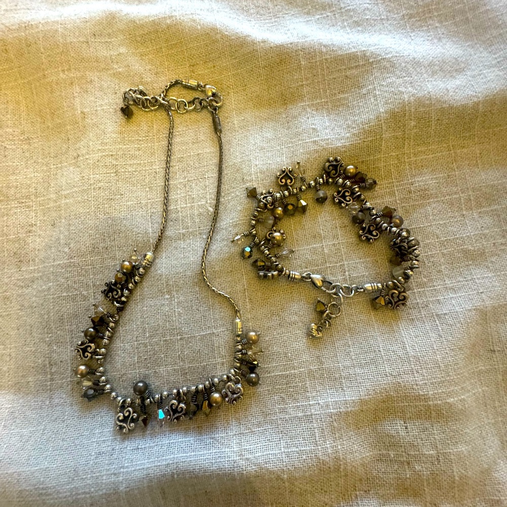 Beautiful Brighton necklace and bracelet set
